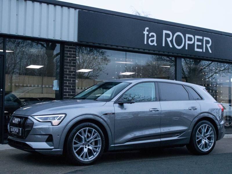 Audi E Tron   Registered:2020(20)