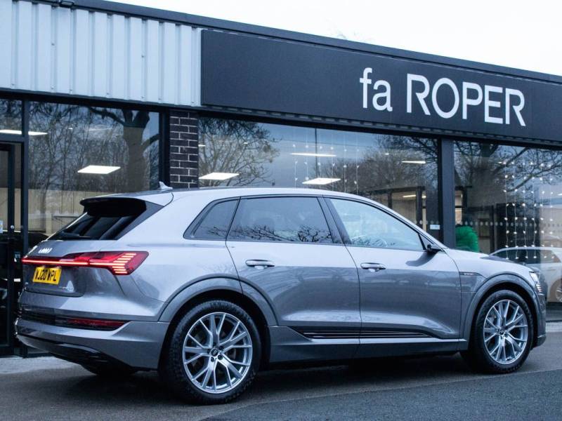 Audi E Tron   Registered:2020(20)