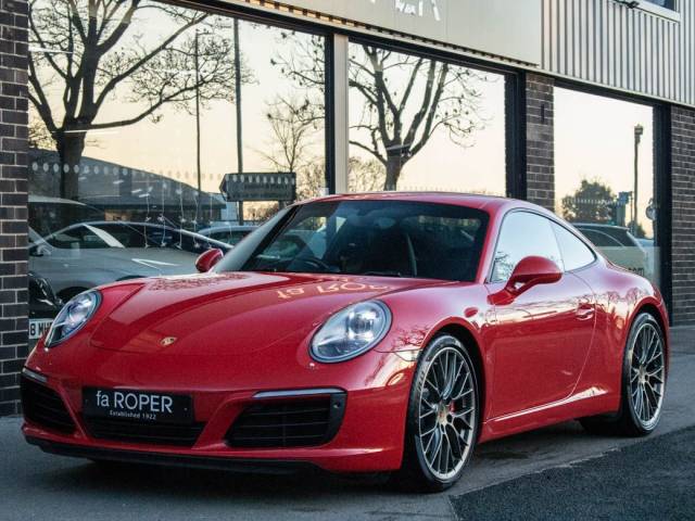 Porsche 911 991 3.0T Carrera S PDK 420ps Coupe Petrol Guards Red
