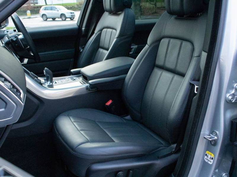 Land Rover Range Rover Sport   Registered:2019(19)