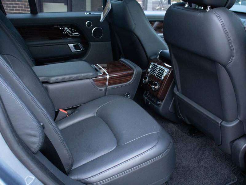 Land Rover Range Rover   Registered:2019(68)