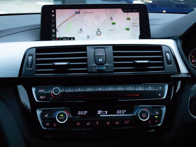 BMW 4 Series   Registered:2019(19)