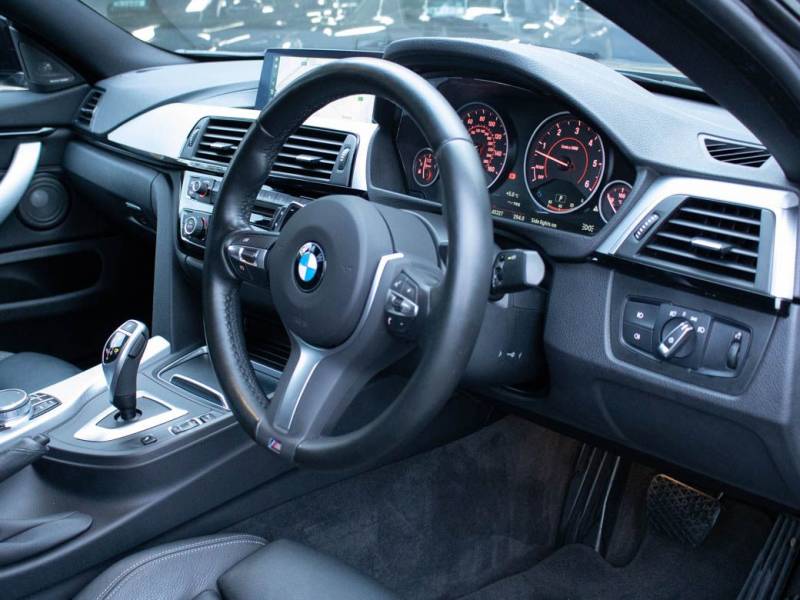 BMW 4 Series   Registered:2019(19)