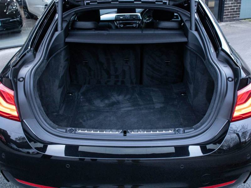 BMW 4 Series   Registered:2019(19)