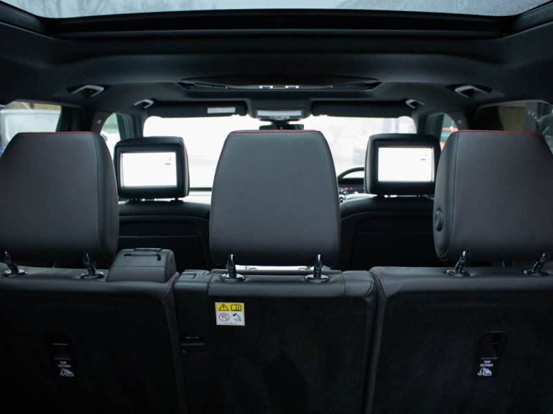 Land Rover Discovery   Registered:2018(68)