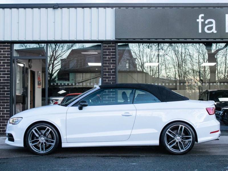Audi A3   Registered:2015(64)