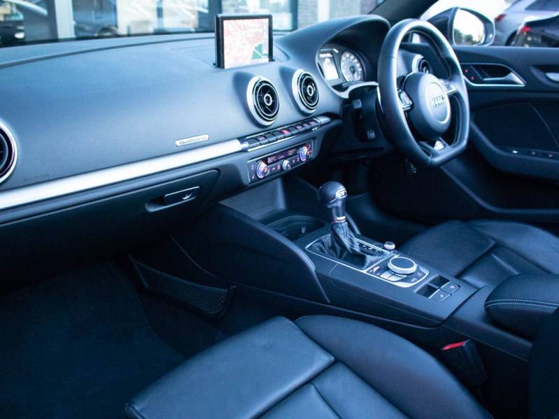 Audi A3   Registered:2015(64)