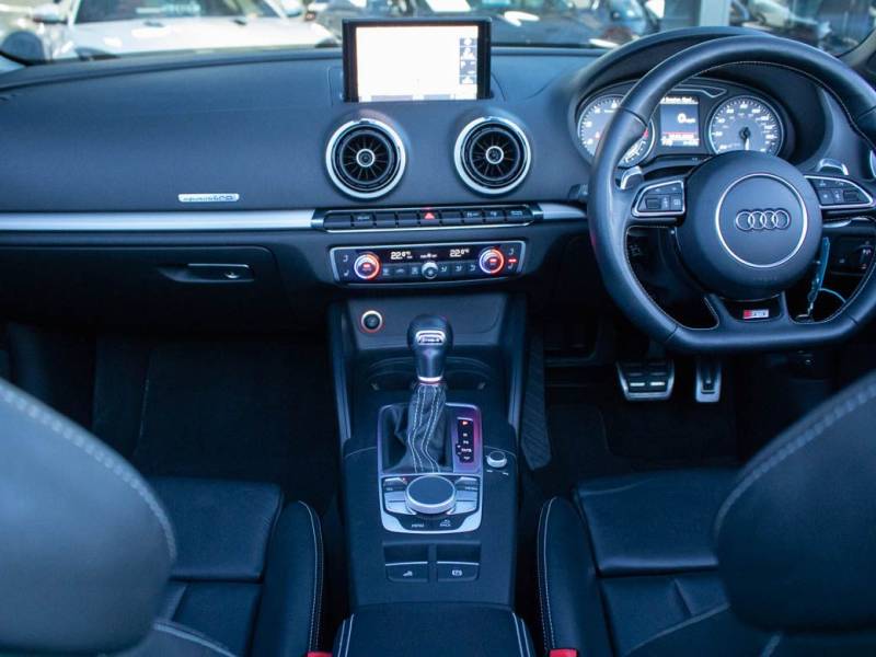 Audi A3   Registered:2015(64)