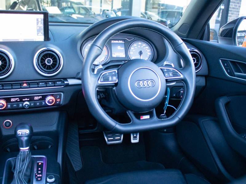 Audi A3   Registered:2015(64)