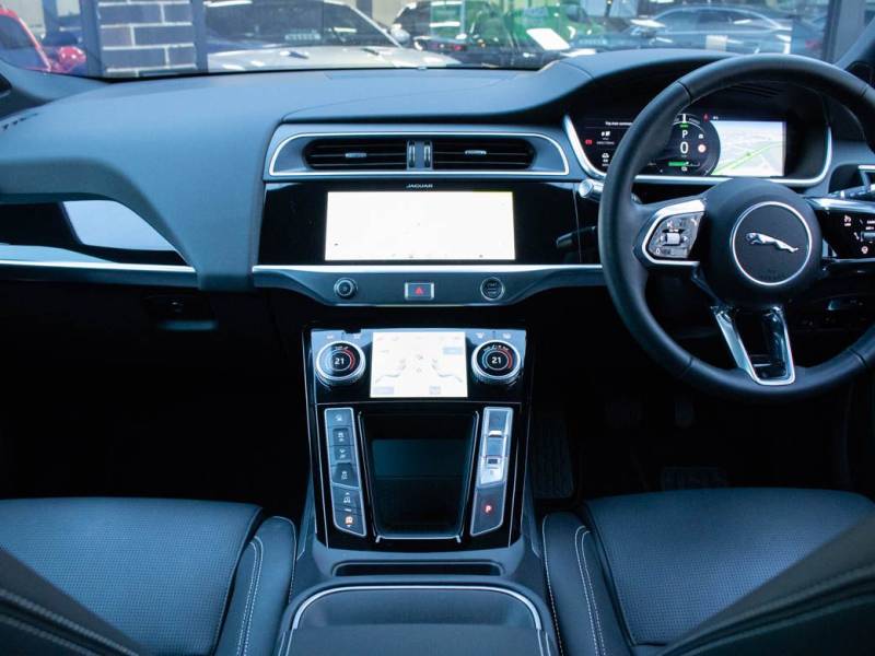 Jaguar I Pace   Registered:2020(70)