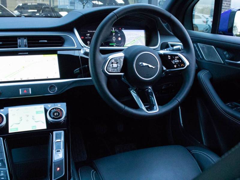 Jaguar I Pace   Registered:2020(70)