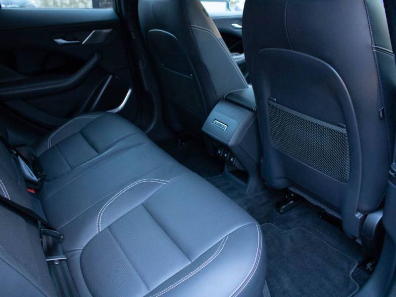 Jaguar I Pace   Registered:2020(70)