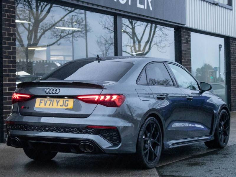 Audi RS3   Registered:2022(71)