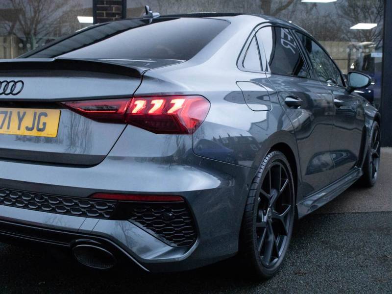 Audi RS3   Registered:2022(71)