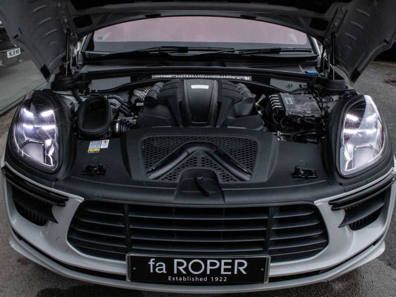 Porsche Macan   Registered:2021(21)