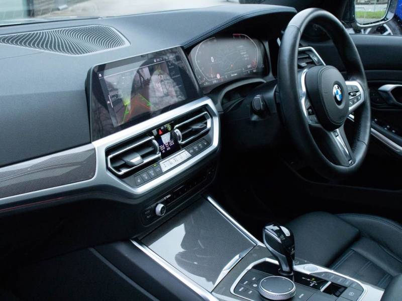 BMW 3 Series   Registered:2019(69)