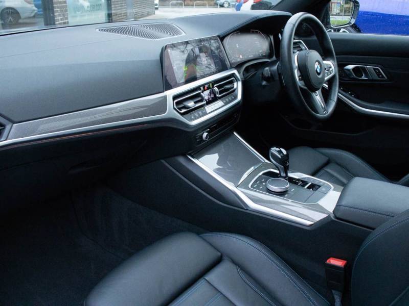 BMW 3 Series   Registered:2019(69)