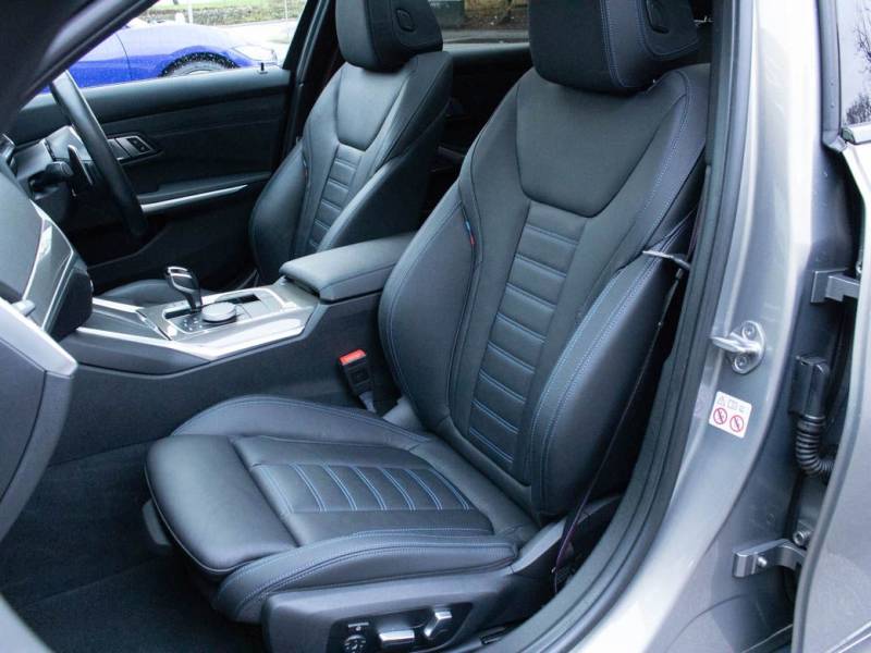 BMW 3 Series   Registered:2019(69)