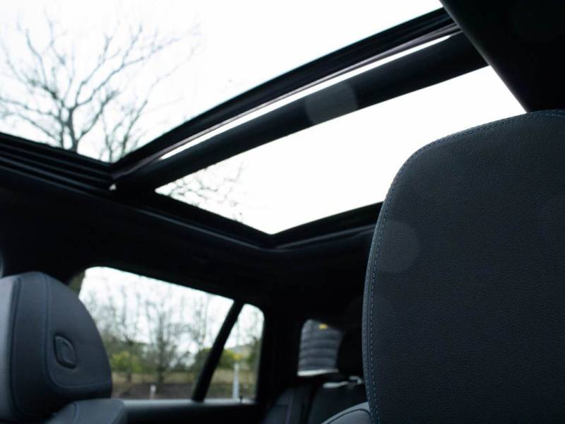 BMW 3 Series   Registered:2019(69)