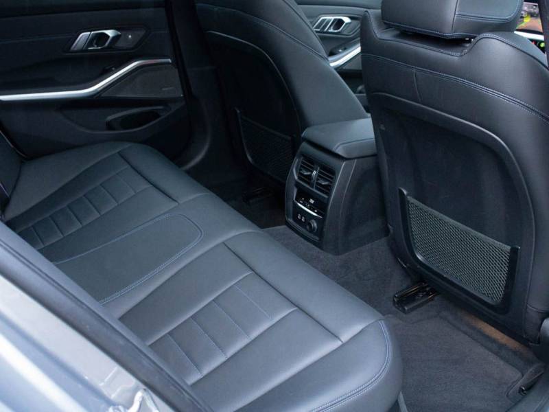 BMW 3 Series   Registered:2019(69)