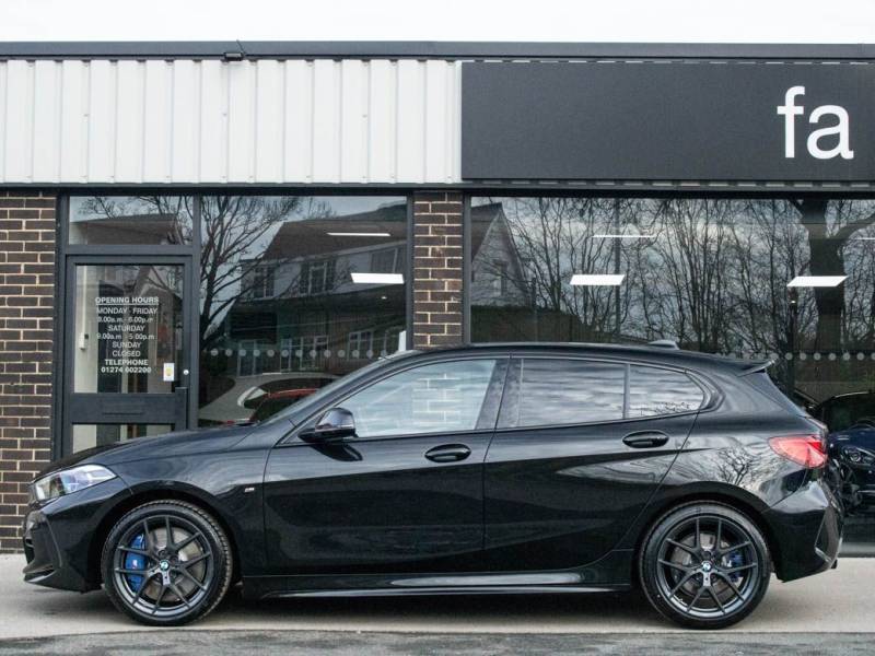 BMW 1 Series   Registered:2022(22)