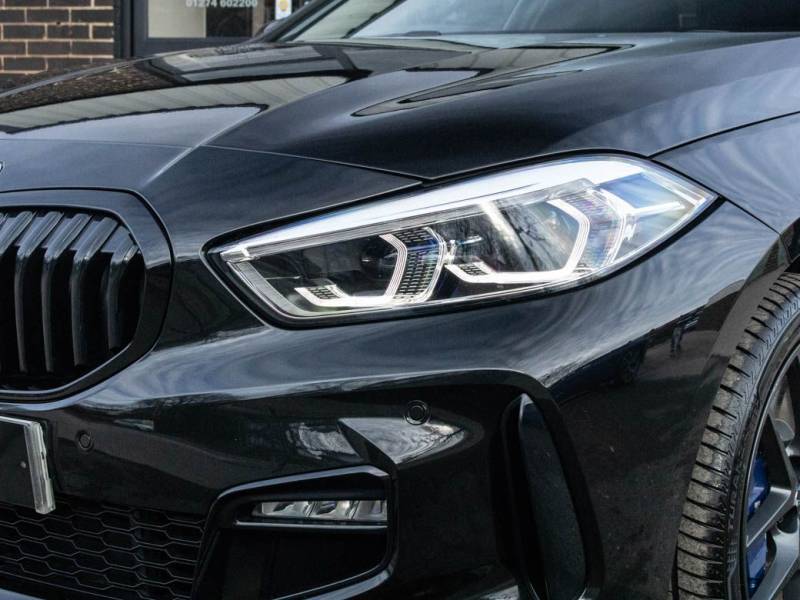 BMW 1 Series   Registered:2022(22)