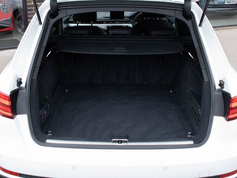 Audi A4 Avant   Registered:2016(66)