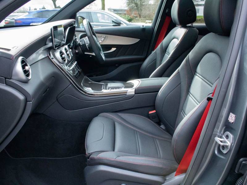 Mercedes Benz GLC   Registered:2022(22)