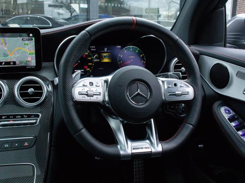 Mercedes Benz GLC   Registered:2022(22)