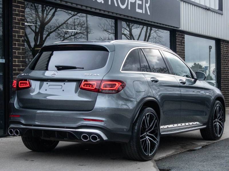Mercedes Benz GLC   Registered:2022(22)