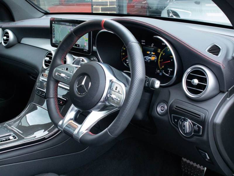 Mercedes Benz GLC   Registered:2022(22)