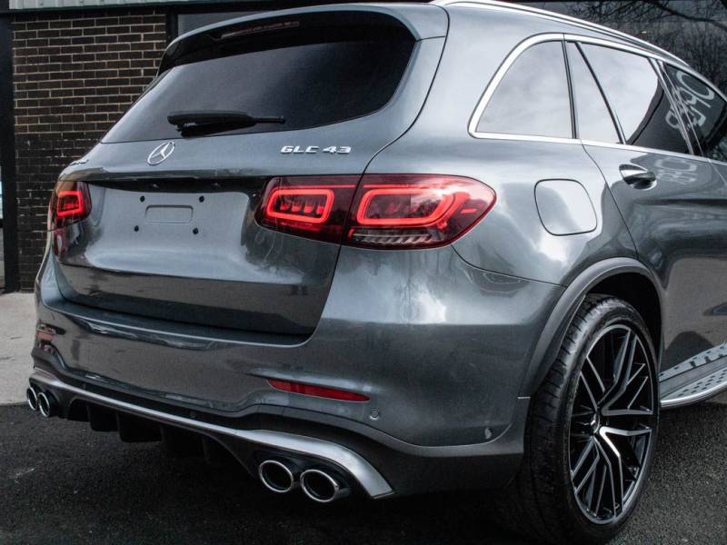 Mercedes Benz GLC   Registered:2022(22)