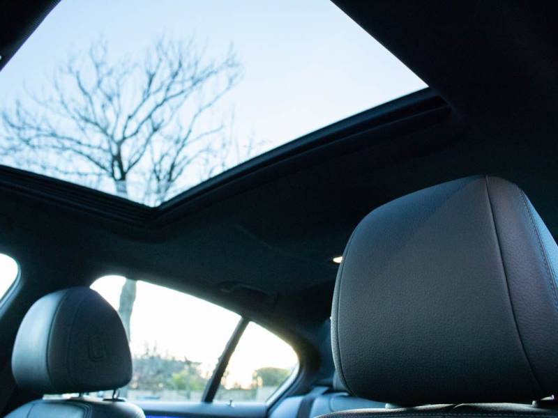 BMW 5 Series   Registered:2018(18)