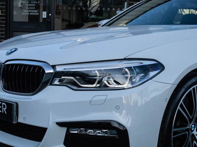 BMW 5 Series   Registered:2018(18)
