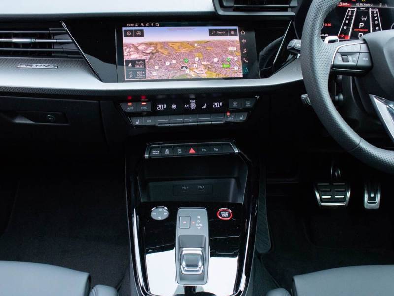 Audi RS3   Registered:2023(23)