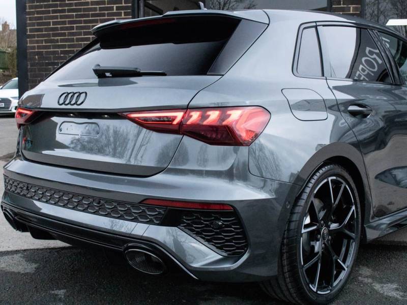 Audi RS3   Registered:2023(23)