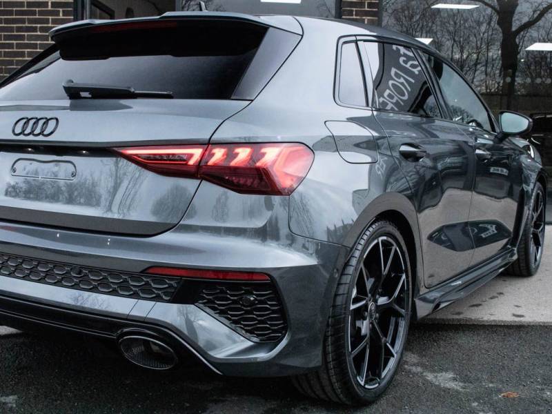 Audi RS3   Registered:2023(23)