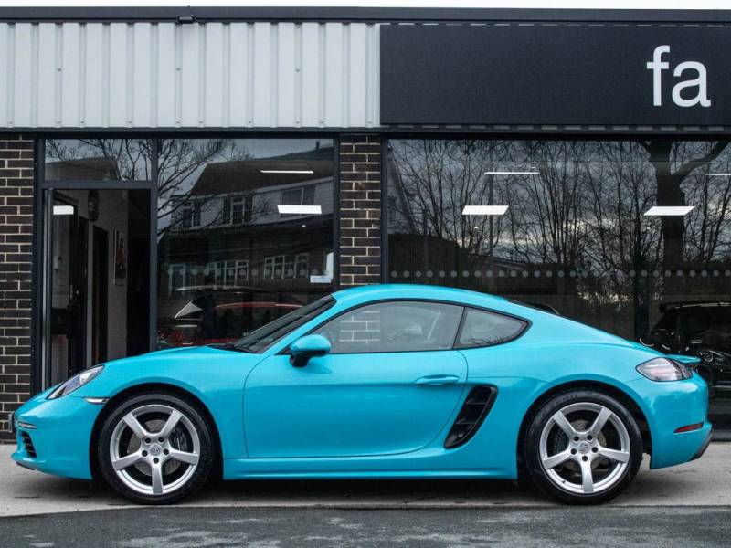 Porsche Cayman   Registered:2020
