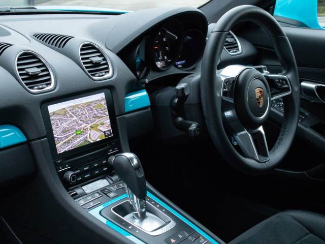 2020 Porsche Cayman 2.0T PDK 300ps