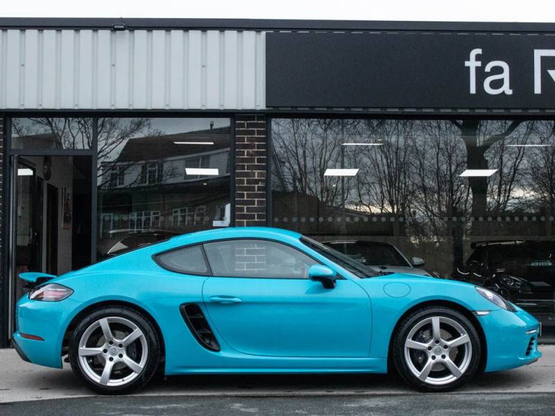 Porsche Cayman   Registered:2020