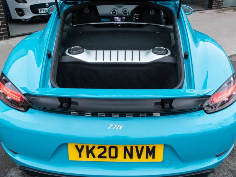 Porsche Cayman   Registered:2020