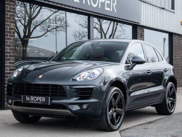 Porsche Macan 3.0 TD V6 S PDK Estate Diesel Volcano Grey Metallic