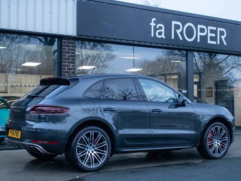 Porsche Macan   Registered:2016(16)