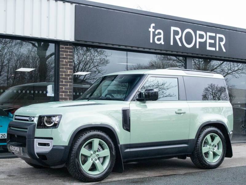 Land Rover Defender   Registered:2022(72)