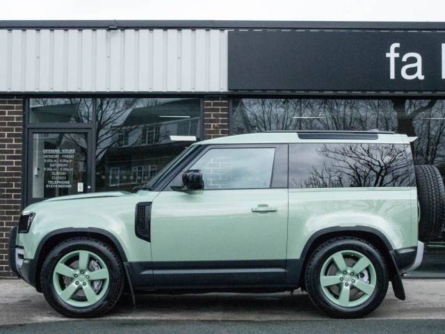 2022 Land Rover Defender 3.0 90 D300 MHEV 75th Limited Edition AWD Auto 300ps