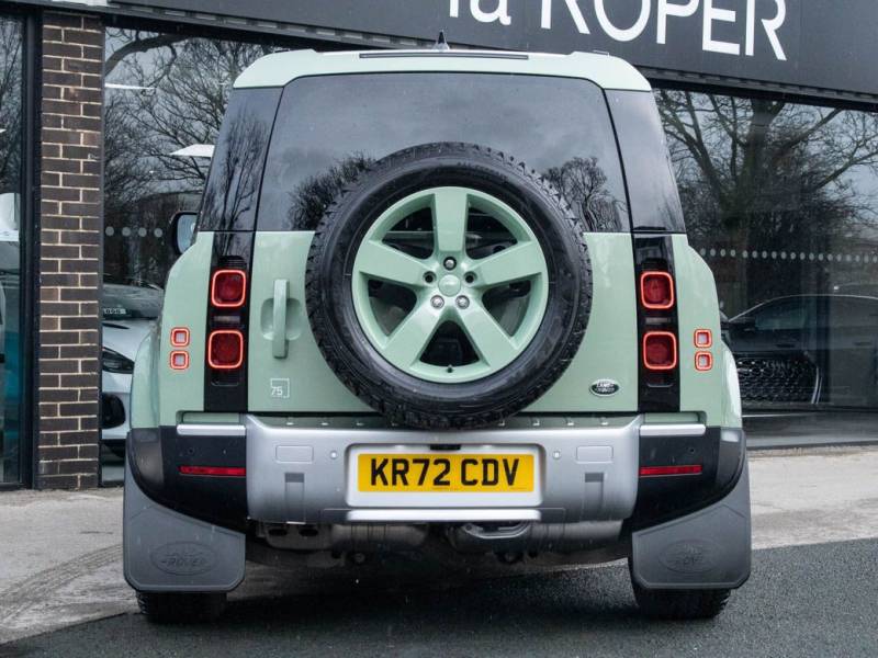 Land Rover Defender   Registered:2022(72)