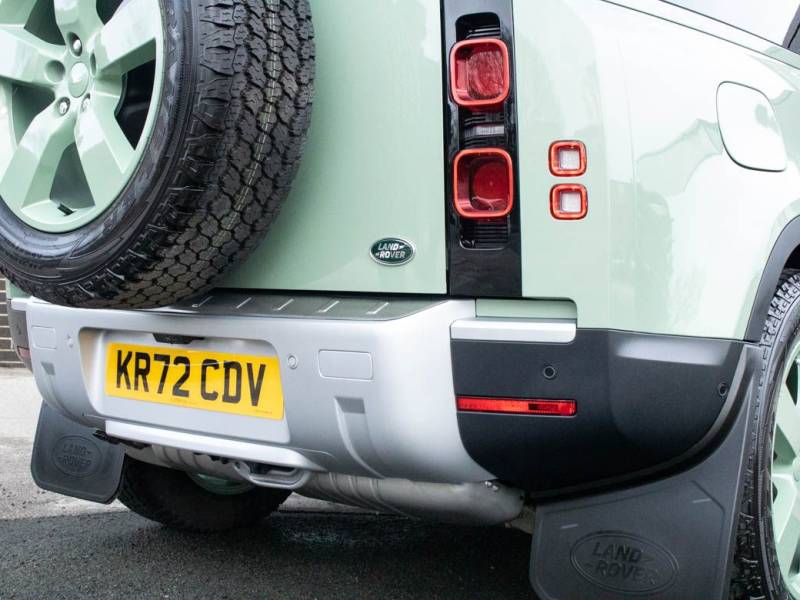 Land Rover Defender   Registered:2022(72)