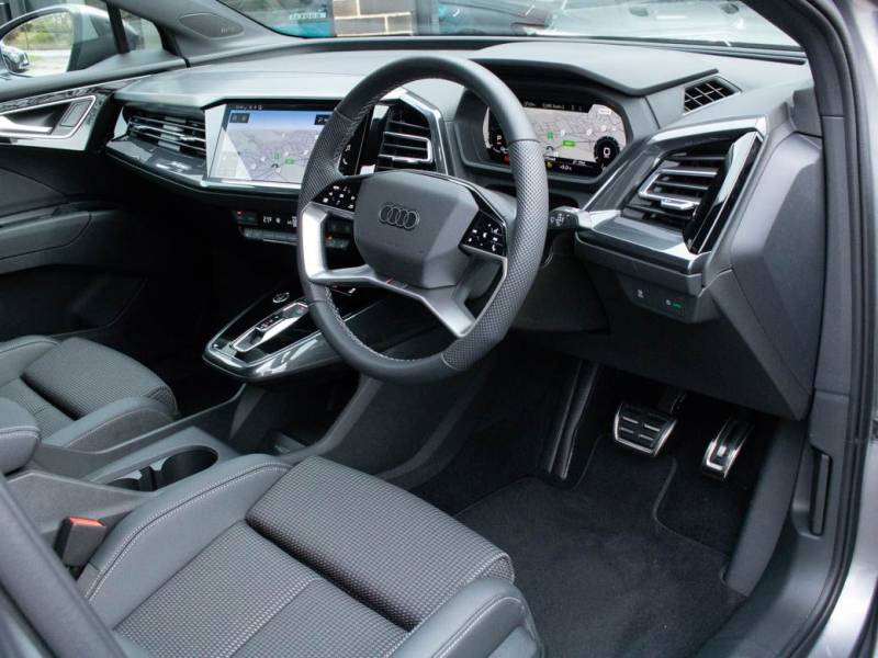 Audi Q4 E Tron   Registered:2023(23)