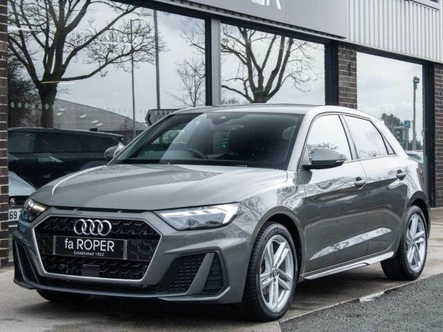 Audi A1 Sportback 1.5 TFSI 35 S Line S tronic 150ps Hatchback Petrol Chronos Grey Metallic