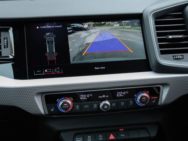 Audi A1   Registered:2020(20)